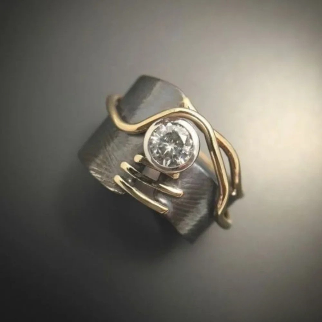 Aeloria™ | Vintage Dark Silver Zirconia Ring