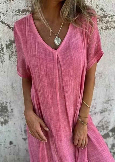 Breathable dress for everyday wear with a relaxed fit.