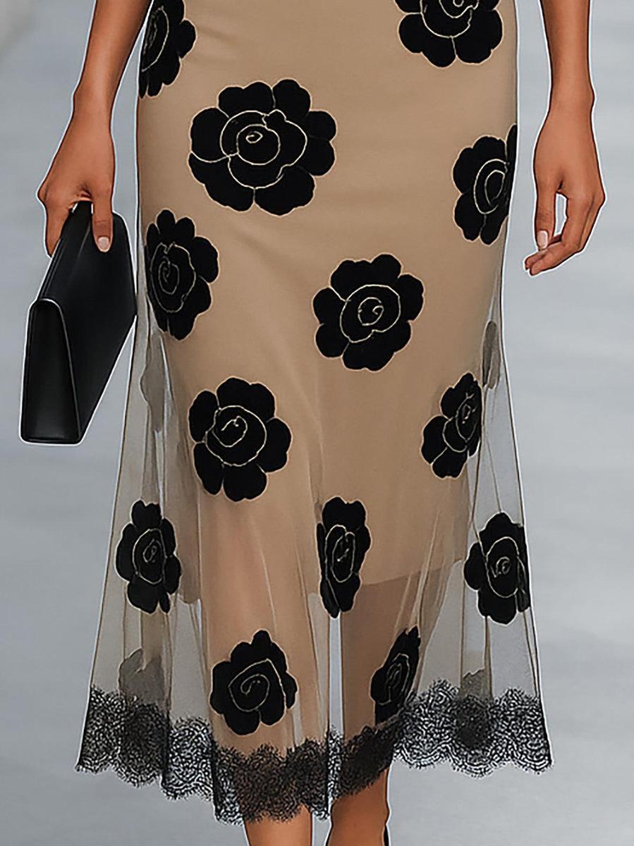 Groovy Black Boat Neck Midi Dress