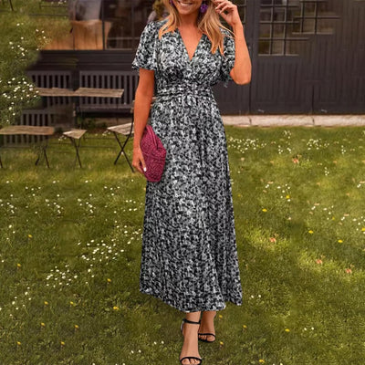 Wilhelmina™ | The Floral Dress