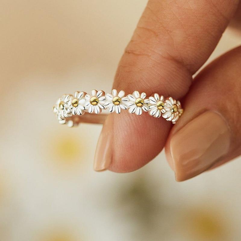 Elysian Rynn™ | Adjustable Silver Daisy Ring with Hand-Enamel Finish