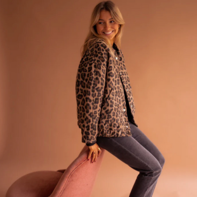 Doutzen™ | The Leopard Bomber Jacket