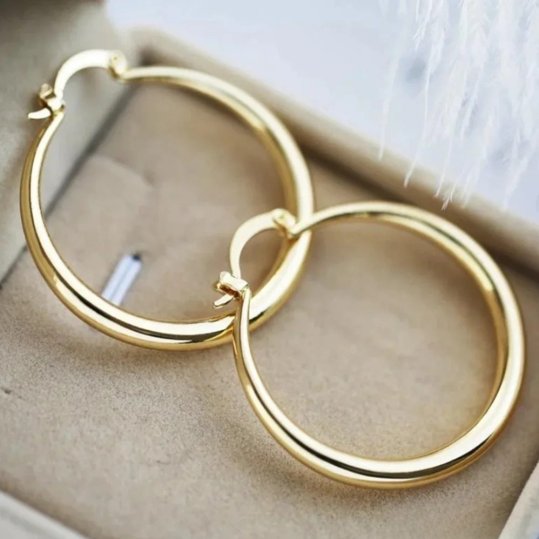 Elysara™ | Radiant Golden Hoop Earrings