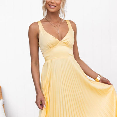 Rosemary™ | Yellow Pleated V-Neck Maxi Dress