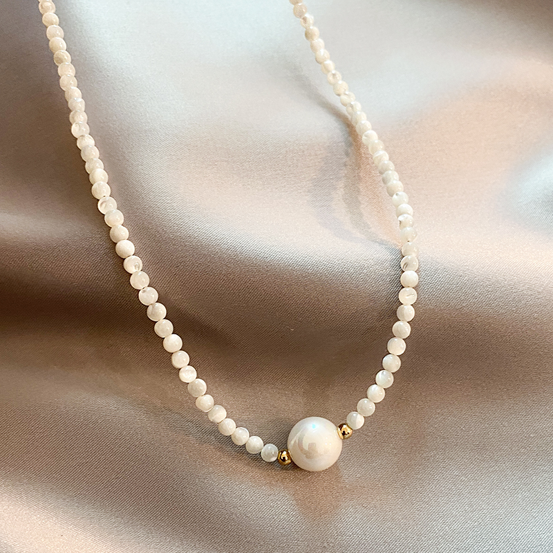 Elowenara™ | Luminous Pearl Necklace